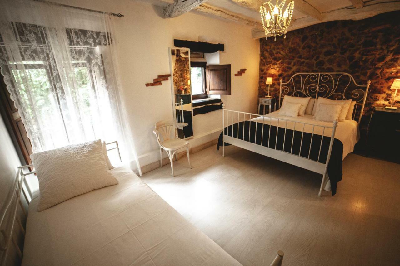 Posada La Corralada Pamanes Luaran gambar